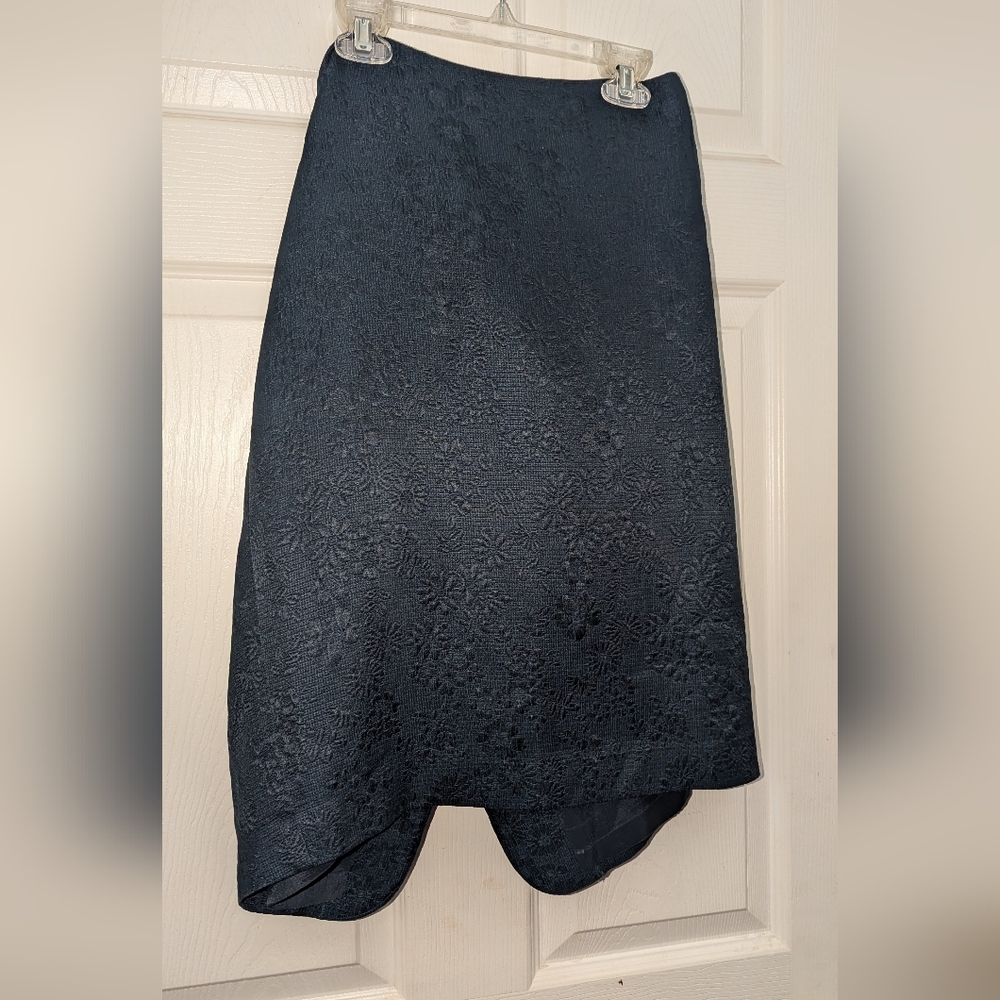 Dana Buchman Navy Skirt